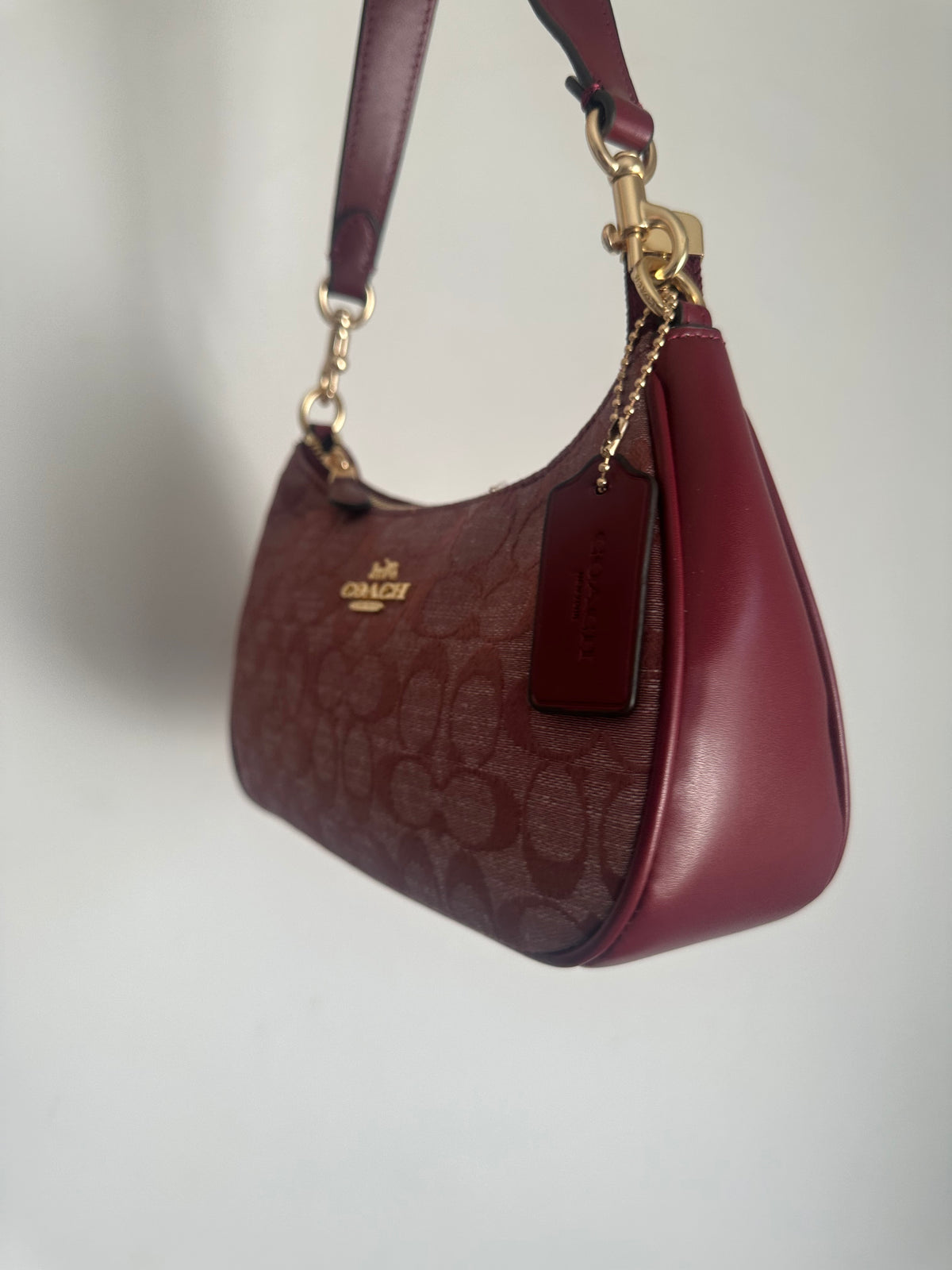 Teri Denim Shoulder Handbag Burgundy