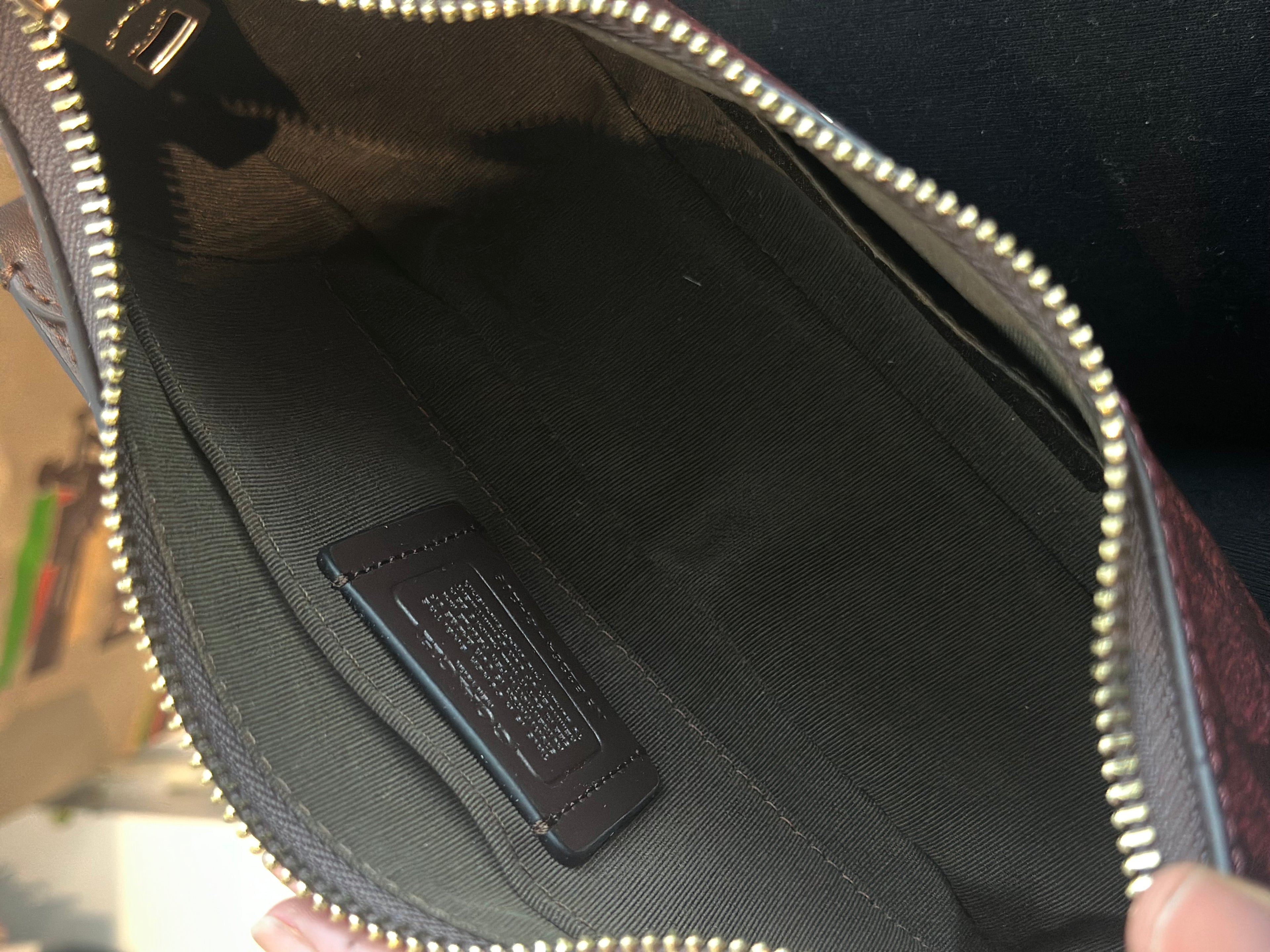 Teri Burgundy Shoulder Handbag