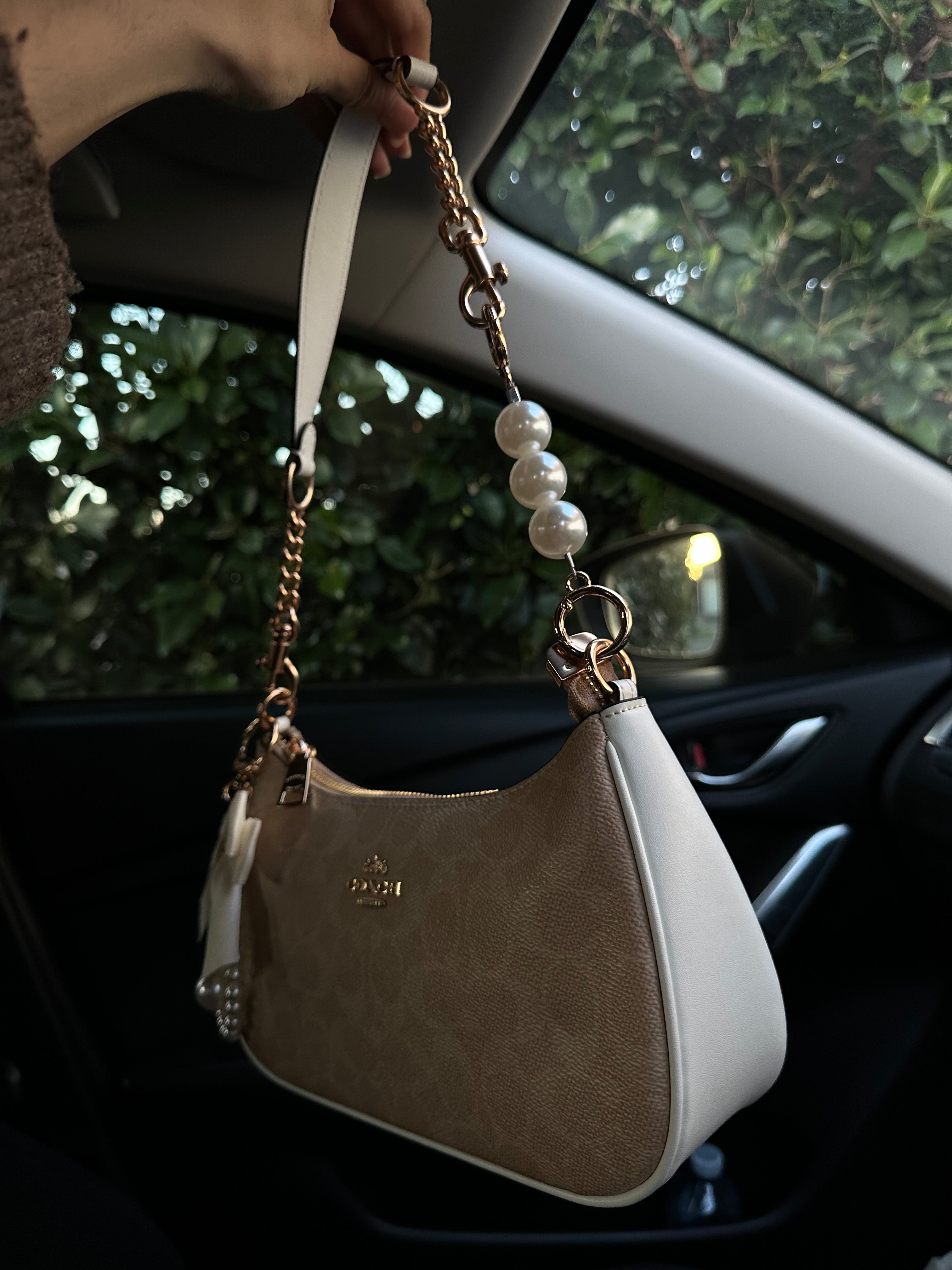 White Beige  Teri Coach Shoulder Handbag