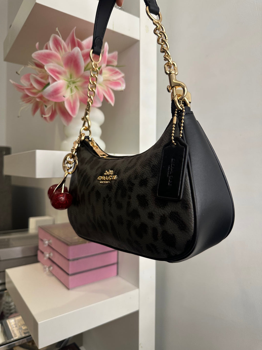Teri Leopard Black Shoulder Handbag