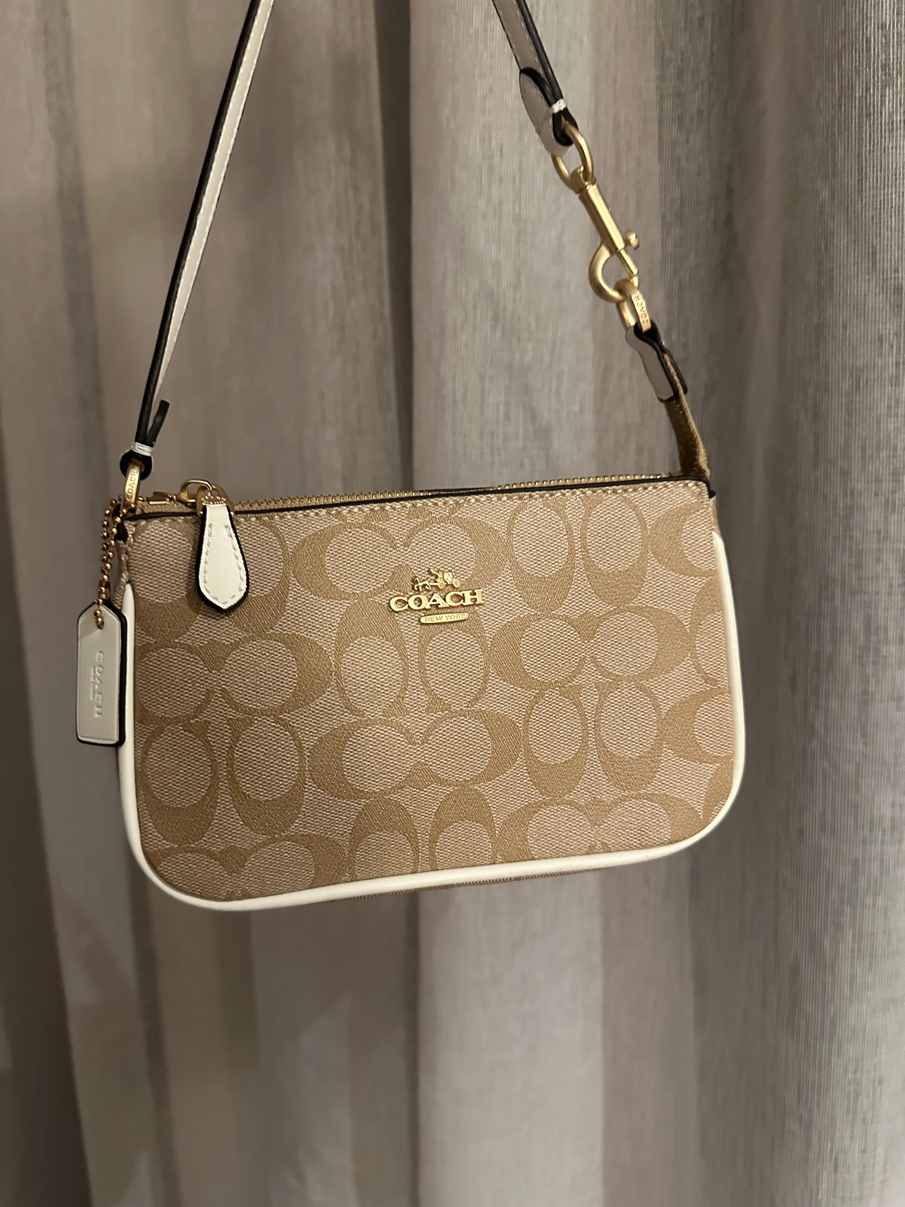 Signature Canvas Shoulder Bag – Tan & White