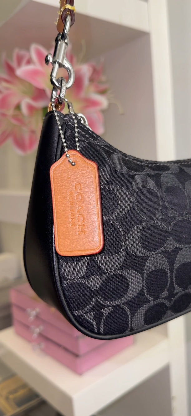 Jacquard Shoulder Bag – Black