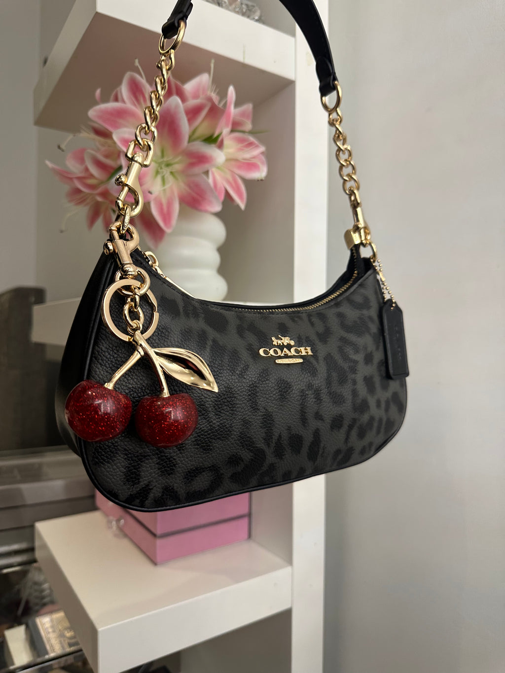 Teri Leopard Black Shoulder Handbag