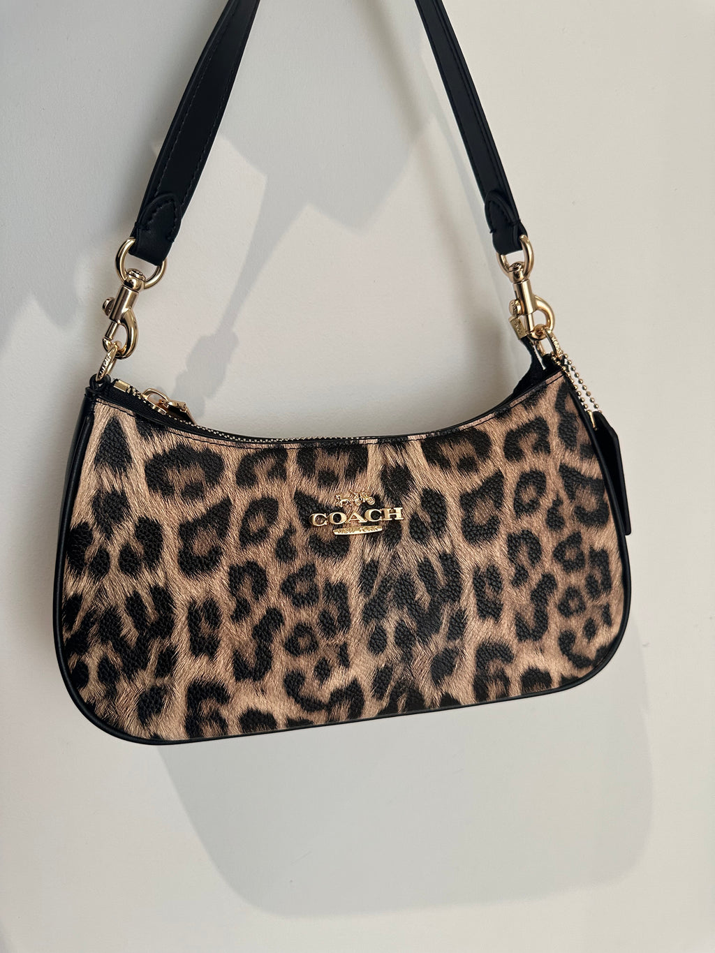 Teri Leopard Black Shoulder Handbag