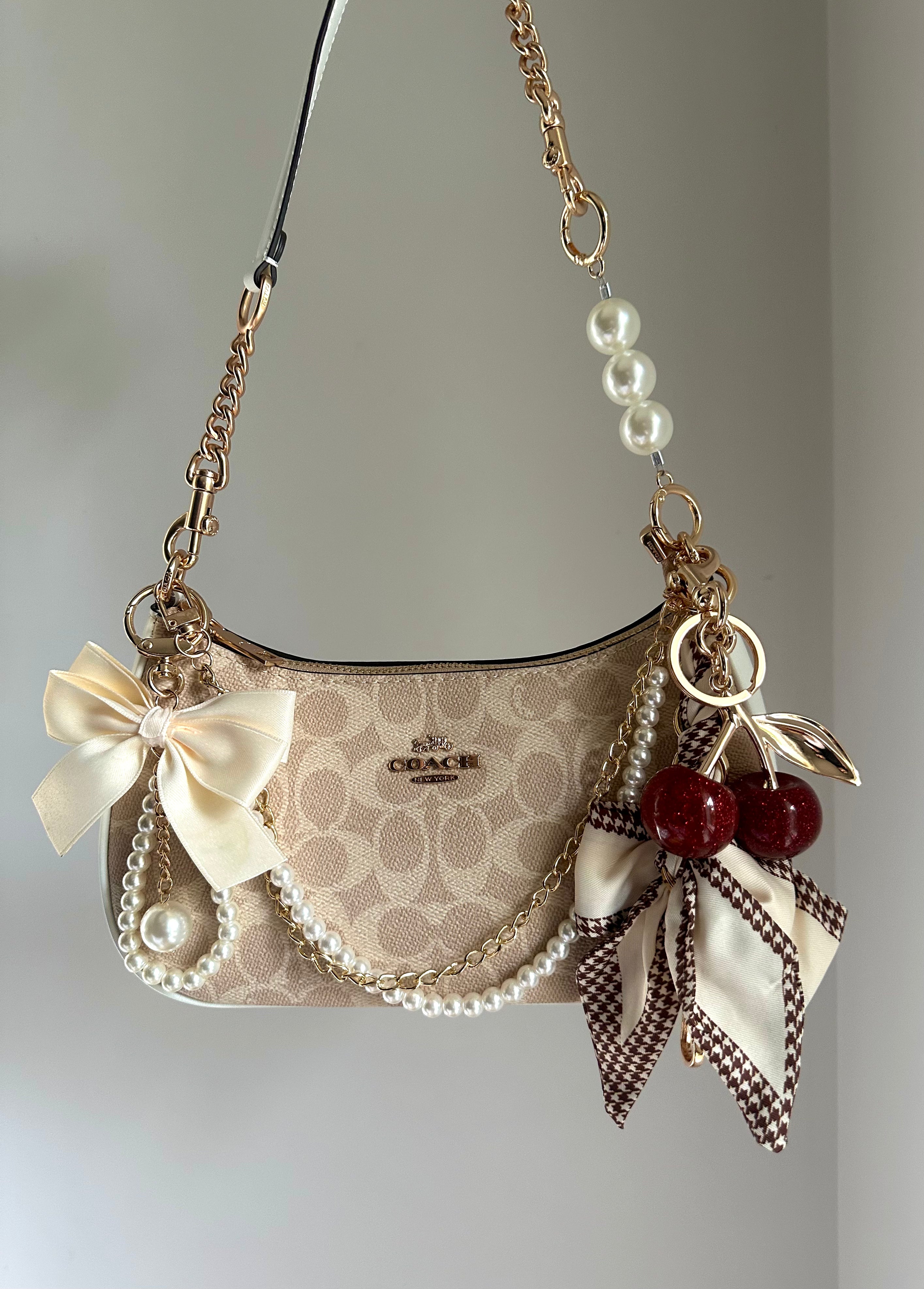 White Beige  Teri Coach Shoulder Handbag