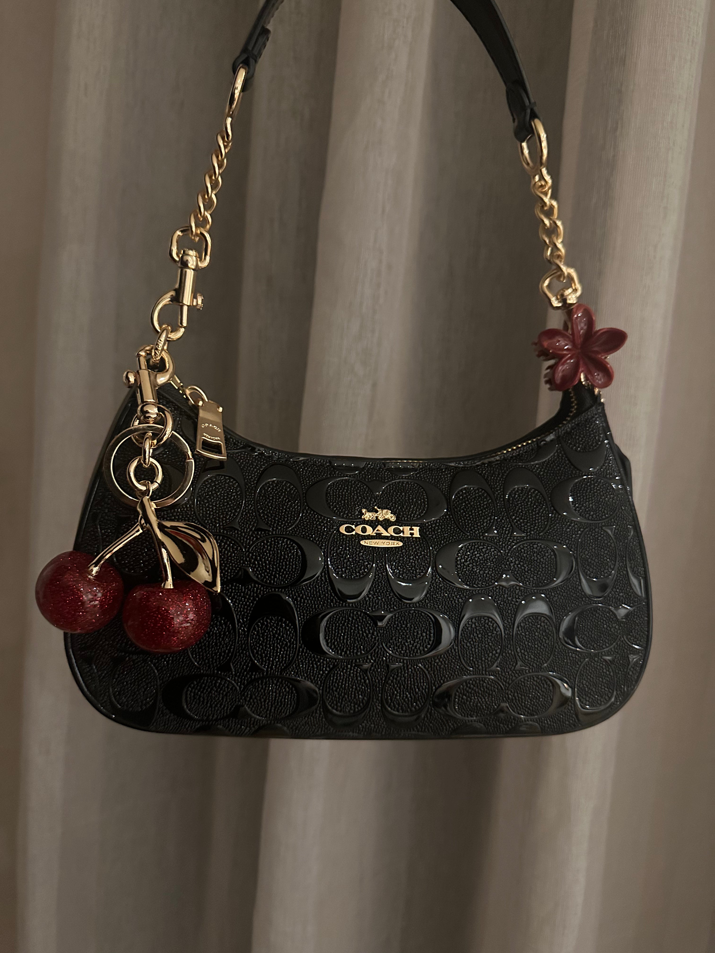 Claw clip Charm attachment - Burgundy